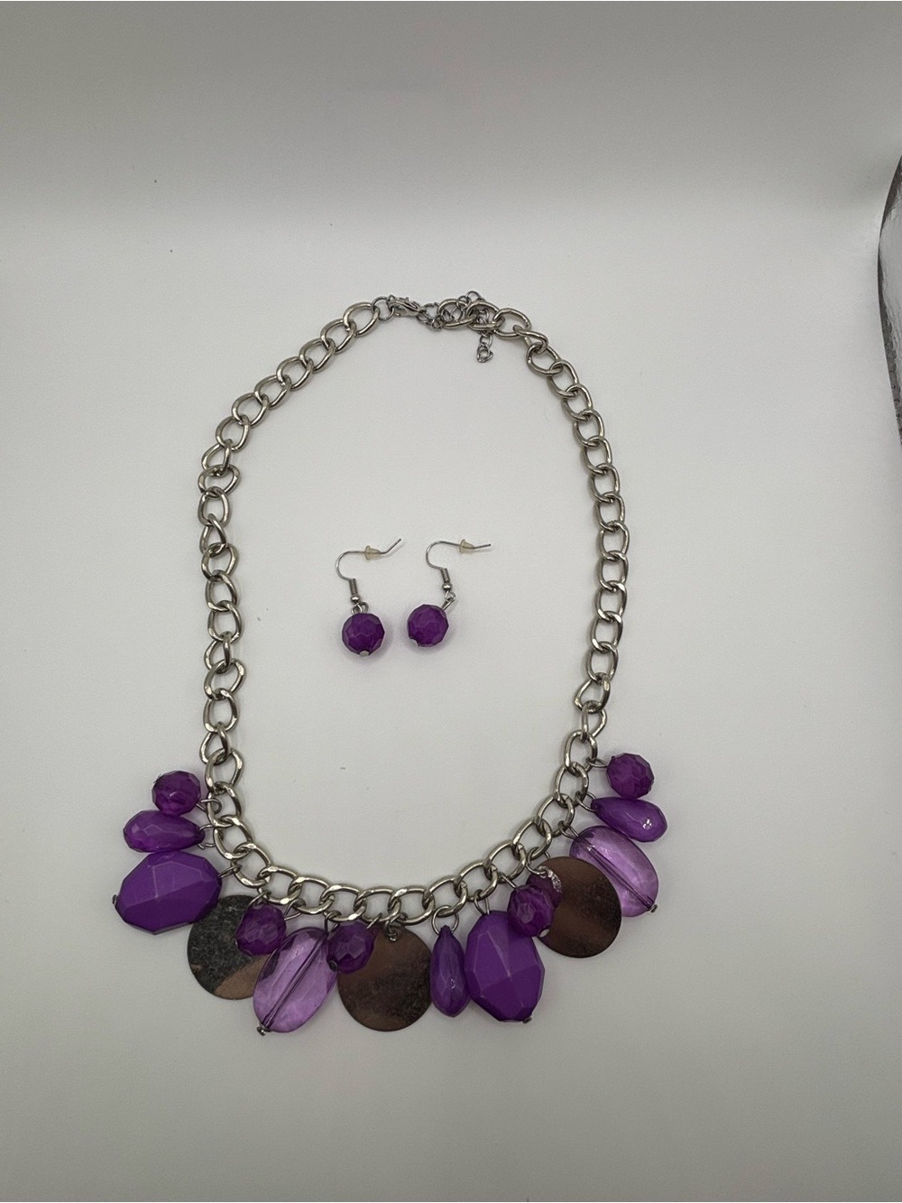 Purple Beaded Necklace Earrings Set Silver Tone Chunky NWOT - Picture 3 of 3